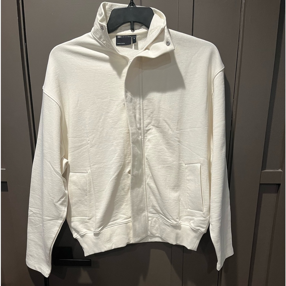 ASOS Cream Jacket New Size X Small Zipper and Snap Closure $20